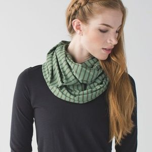 Vinyasa scarf